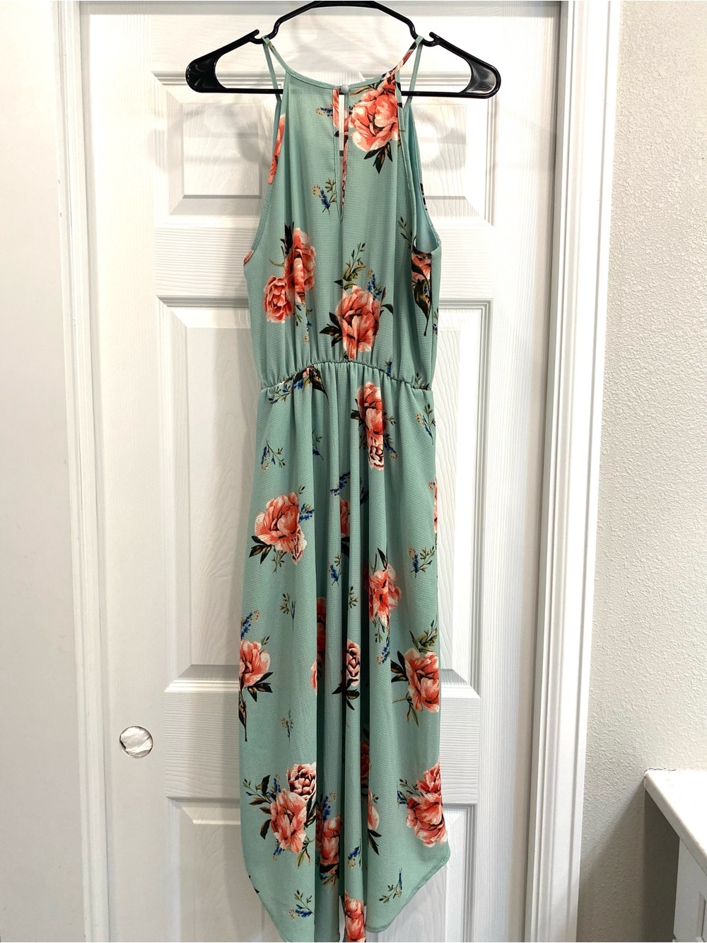 Sleeveless Floral High-Low Dress in Sage Green - Picture 3 of 4